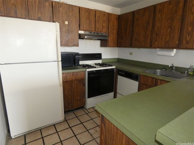 2452 Tusitala Street 1510, Honolulu, HI 96815