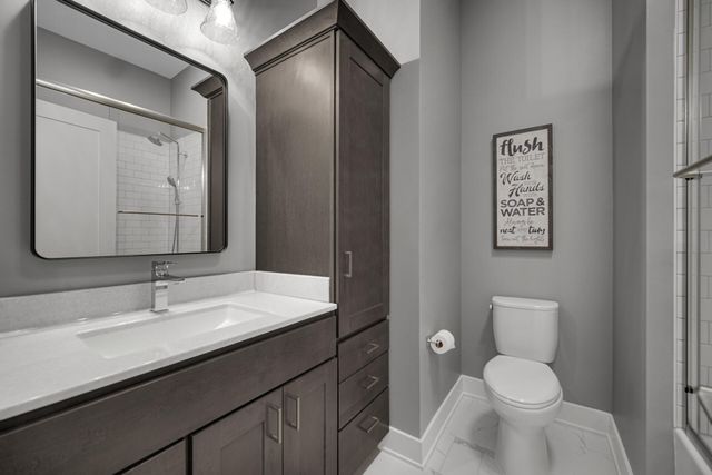 208 Campbell Street 107, Valparaiso, IN 46385