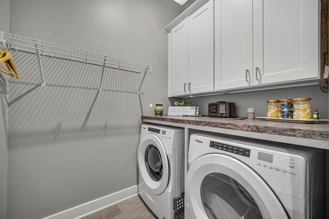 208 Campbell Street 107, Valparaiso, IN 46385