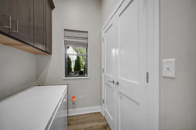 208 Campbell Street 107, Valparaiso, IN 46385