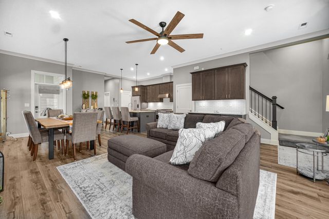 208 Campbell Street 107, Valparaiso, IN 46385