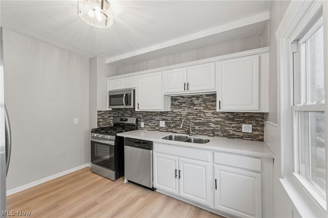4423 Russell Avenue, Parma, OH 44134