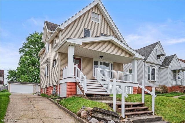 4423 Russell Avenue, Parma, OH 44134
