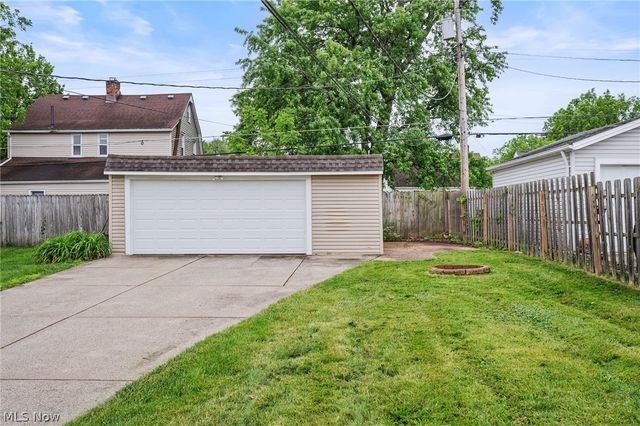 4423 Russell Avenue, Parma, OH 44134