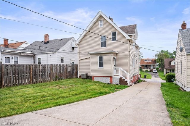 4423 Russell Avenue, Parma, OH 44134