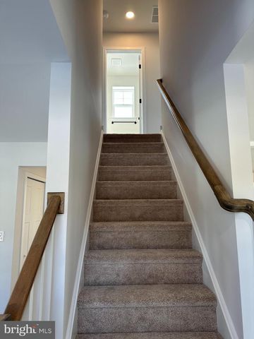 4 MORTON LN, Mantua, NJ 08051