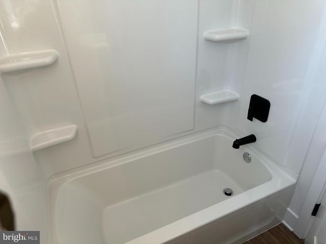 4 MORTON LN, Mantua, NJ 08051