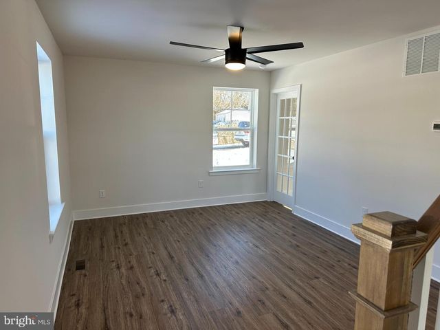 4 MORTON LN, Mantua, NJ 08051