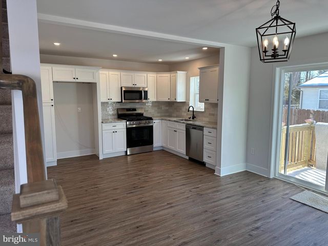 4 MORTON LN, Mantua, NJ 08051