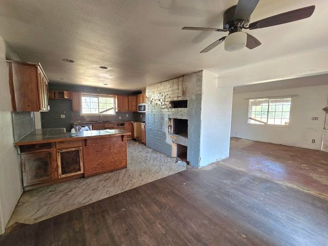17908 Strawberry Lane, Anderson, CA 96007