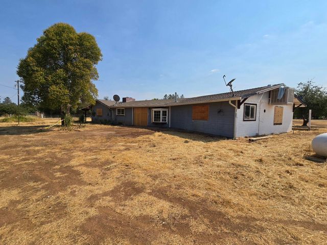 17908 Strawberry Lane, Anderson, CA 96007