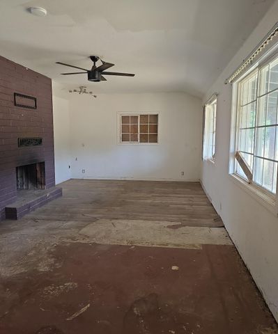 17908 Strawberry Lane, Anderson, CA 96007