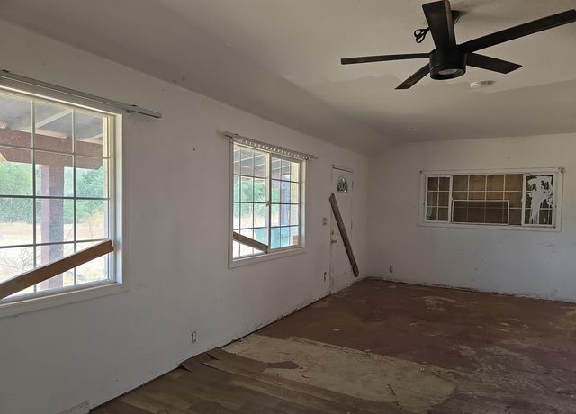 17908 Strawberry Lane, Anderson, CA 96007