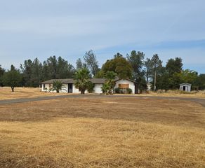 17908 Strawberry Lane, Anderson, CA 96007