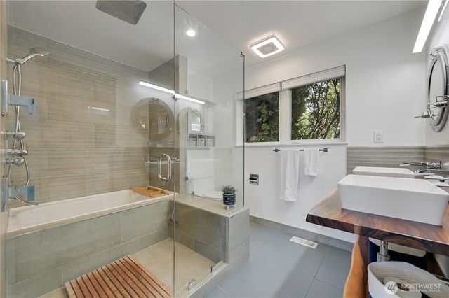 30 Adventurer Lane, Port Ludlow, WA 98365