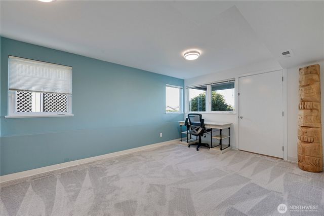 30 Adventurer Lane, Port Ludlow, WA 98365