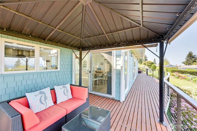 30 Adventurer Lane, Port Ludlow, WA 98365