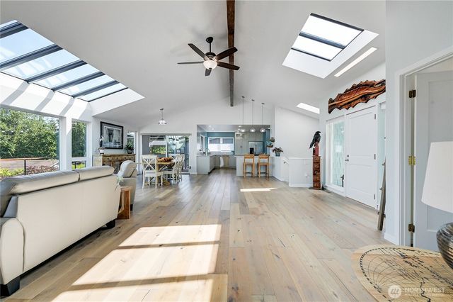30 Adventurer Lane, Port Ludlow, WA 98365