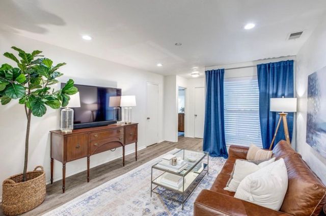 5463 Anita Street, Dallas, TX 75206