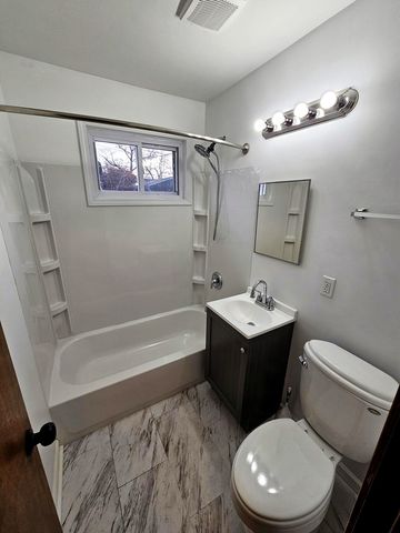 2226 Marmion Avenue, Joliet, IL 60436