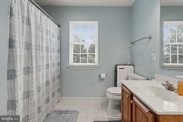 211 EDENDERRY WAY, Enola, PA 17025