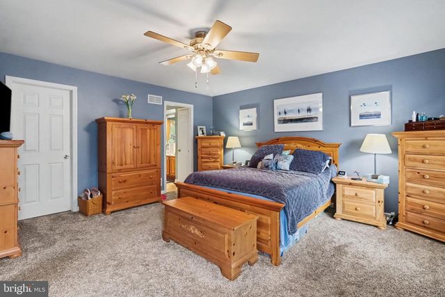 211 EDENDERRY WAY, Enola, PA 17025