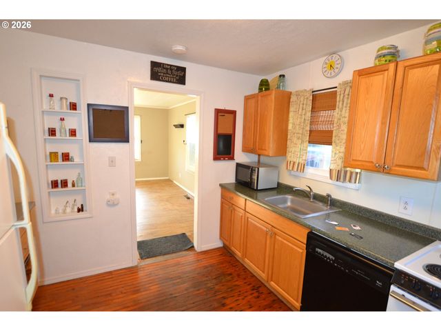 518 Nw 9TH St, Pendleton, OR 97801