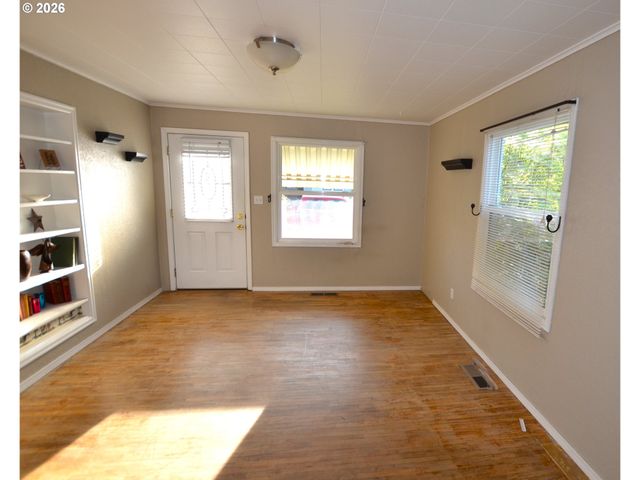 518 Nw 9TH St, Pendleton, OR 97801