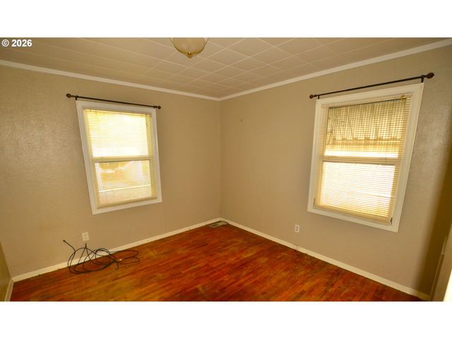 518 Nw 9TH St, Pendleton, OR 97801