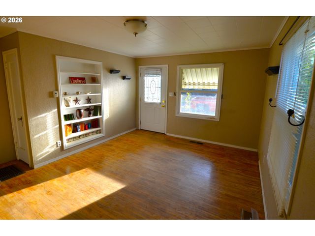 518 Nw 9TH St, Pendleton, OR 97801