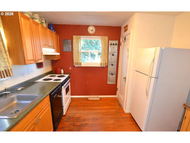 518 Nw 9TH St, Pendleton, OR 97801