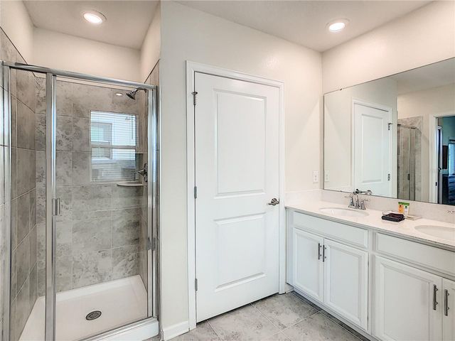 763 OCEAN COURSE AVENUE 763, Davenport, FL 33896