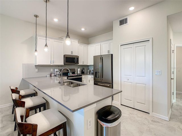 763 OCEAN COURSE AVENUE 763, Davenport, FL 33896