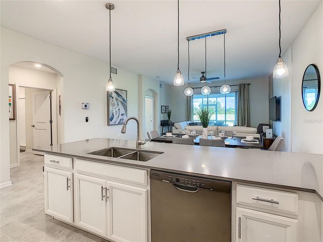763 OCEAN COURSE AVENUE 763, Davenport, FL 33896