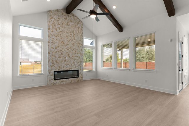 2105 Tobiano TRCE, Georgetown, TX 78633