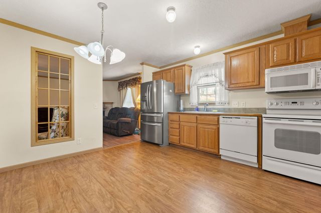 1211 N Mill Street, London, KY 40741