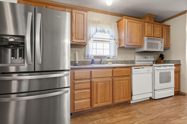 1211 N Mill Street, London, KY 40741