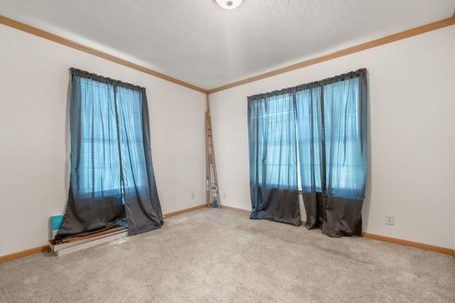 1211 N Mill Street, London, KY 40741