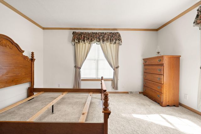 1211 N Mill Street, London, KY 40741