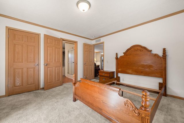 1211 N Mill Street, London, KY 40741