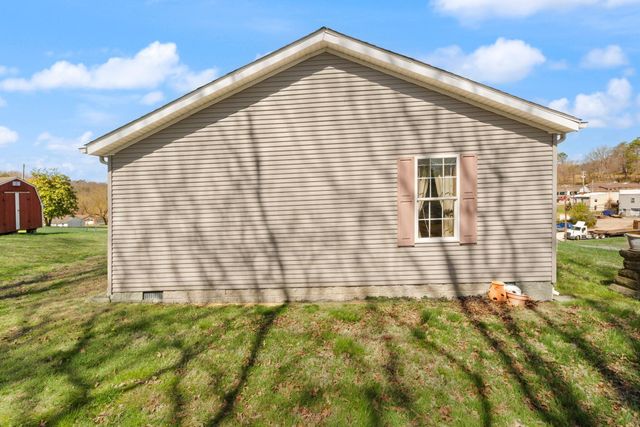 1211 N Mill Street, London, KY 40741