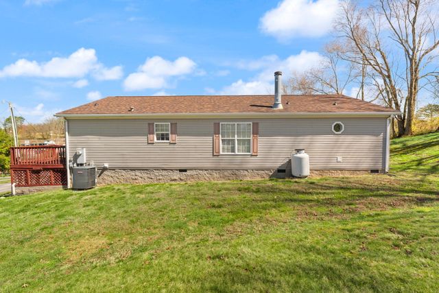 1211 N Mill Street, London, KY 40741