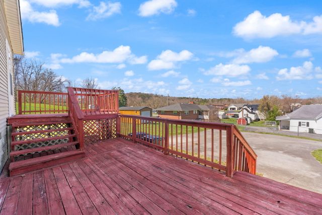 1211 N Mill Street, London, KY 40741