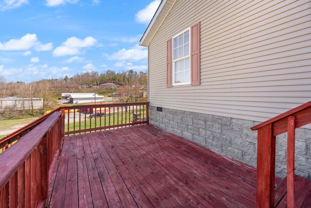 1211 N Mill Street, London, KY 40741
