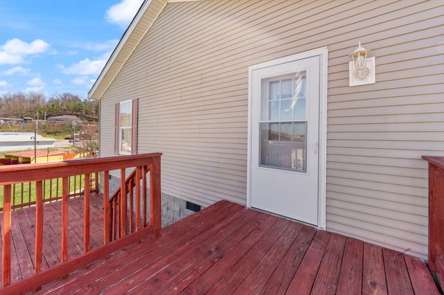 1211 N Mill Street, London, KY 40741
