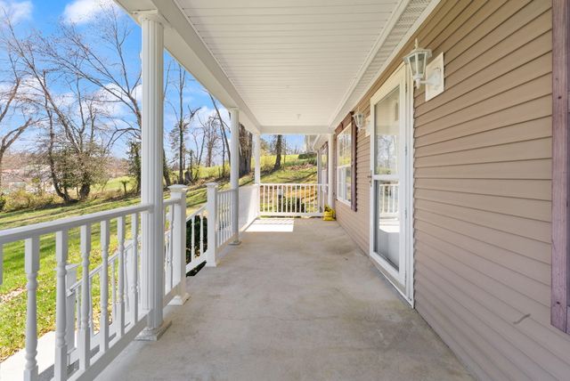 1211 N Mill Street, London, KY 40741