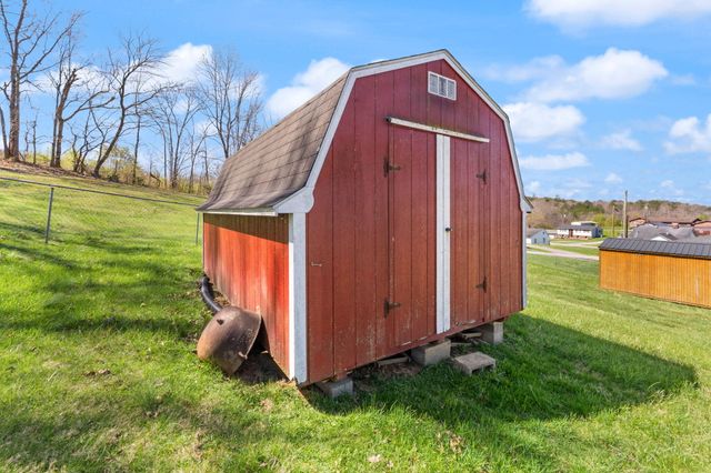 1211 N Mill Street, London, KY 40741
