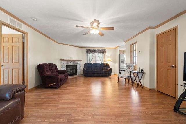 1211 N Mill Street, London, KY 40741