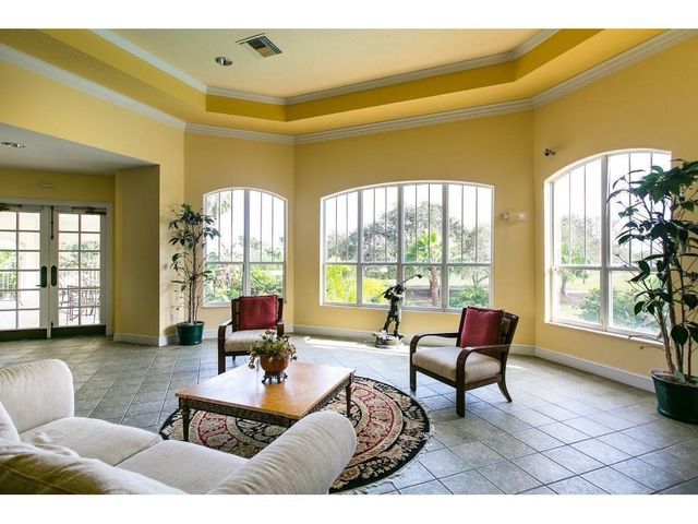 5050 Fairways Circle E202, Vero Beach, FL 32967