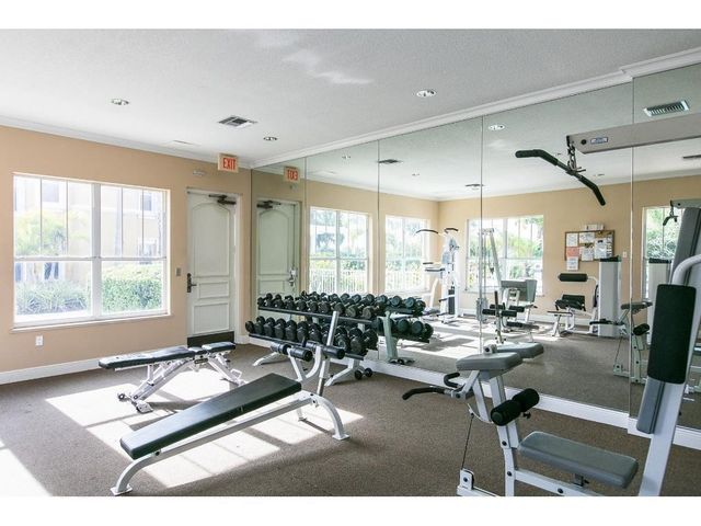 5050 Fairways Circle E202, Vero Beach, FL 32967